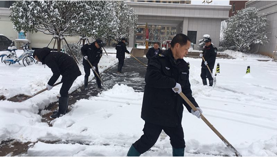 常德市康都物業(yè)服務有限公司,常德保安服務公司,保潔服務,綠化服務,搬運服務,墻外高空清洗服務