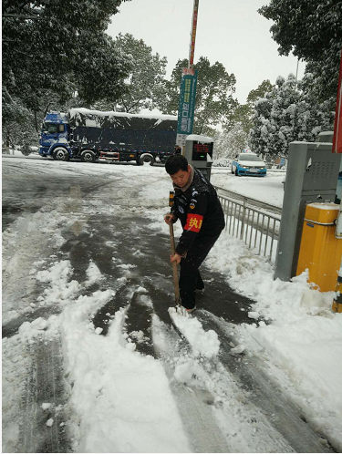 常德市康都物業(yè)服務有限公司,常德保安服務公司,保潔服務,綠化服務,搬運服務,墻外高空清洗服務