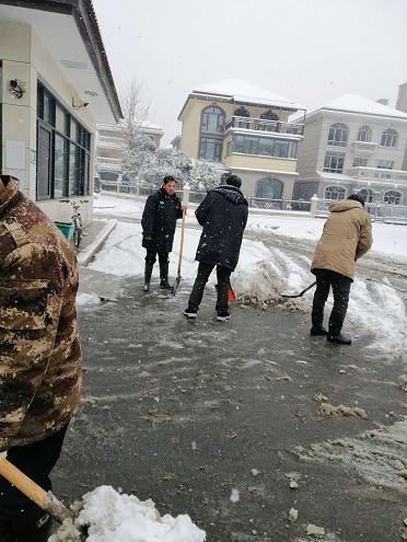 常德市康都物業(yè)服務有限公司,常德保安服務公司,保潔服務,綠化服務,搬運服務,墻外高空清洗服務